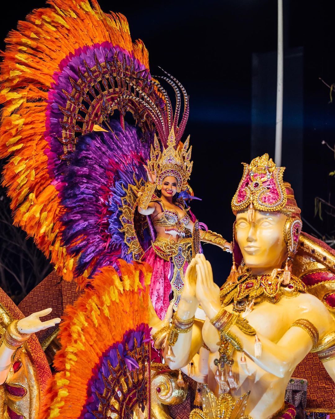 Más de 100 mil personas, incluyendo 13 mil turistas internacionales disfrutaron el Carnaval de Panama.  