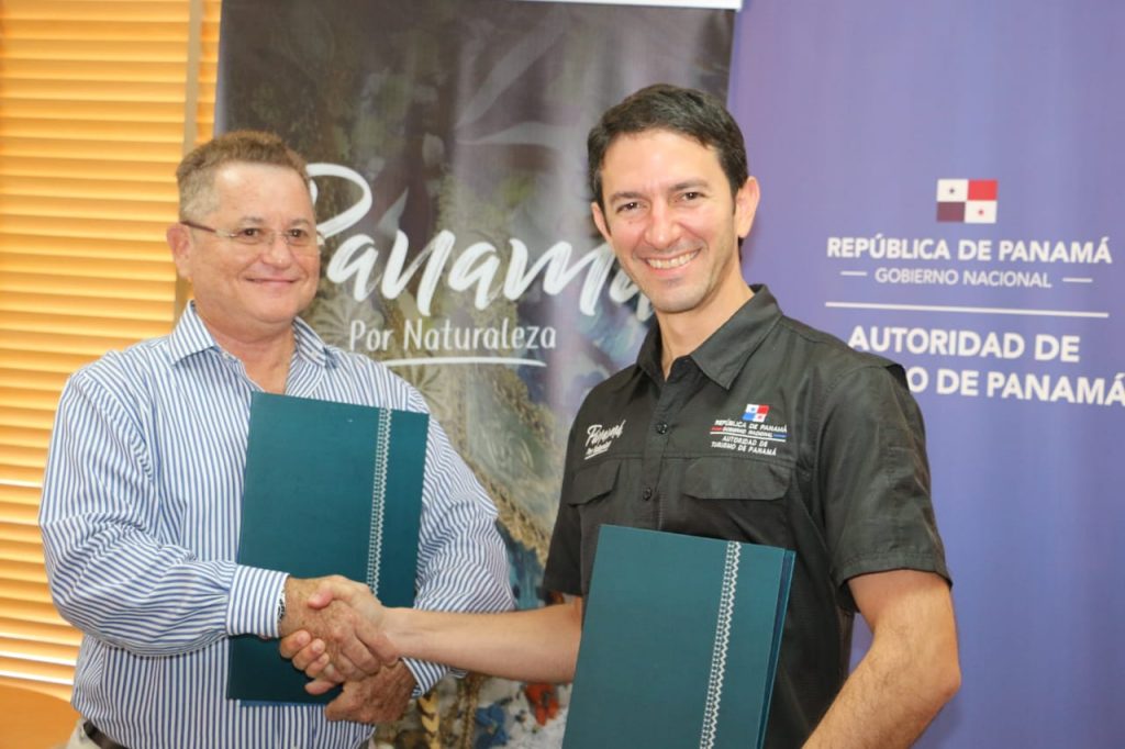 ATP Y CAMTUR suscriben convenio de cooperación para identificar y cuantificar el potencial del turismo de aventura en Panamá