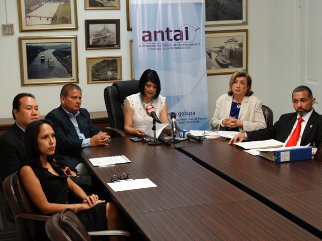 ANTAI promueve reformas en contrataciones públicas