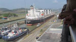 Precalifican a empresas para diseño y construcción de puerto en Canal de Panamá
