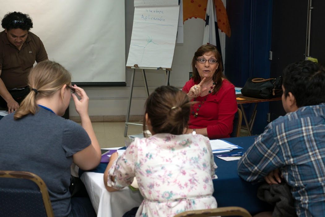 El Smithsonian inicia la capacitación anual de educadores