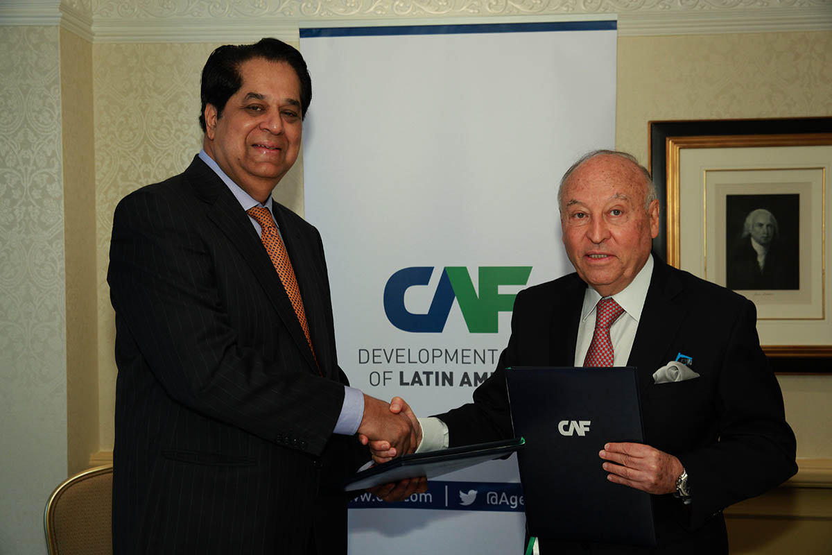 CAF firma acuerdos de cooperación con el NDB y el IIB