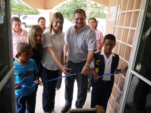 Acto de inauguración de la Infoplaza de Cañitas. SENACYT sigue llevando tecnología a los lugares más apartados del país