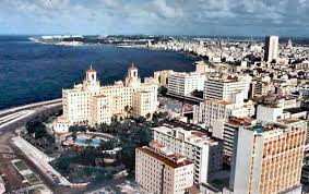 Panamá podría flexibilizar visas a Cuba