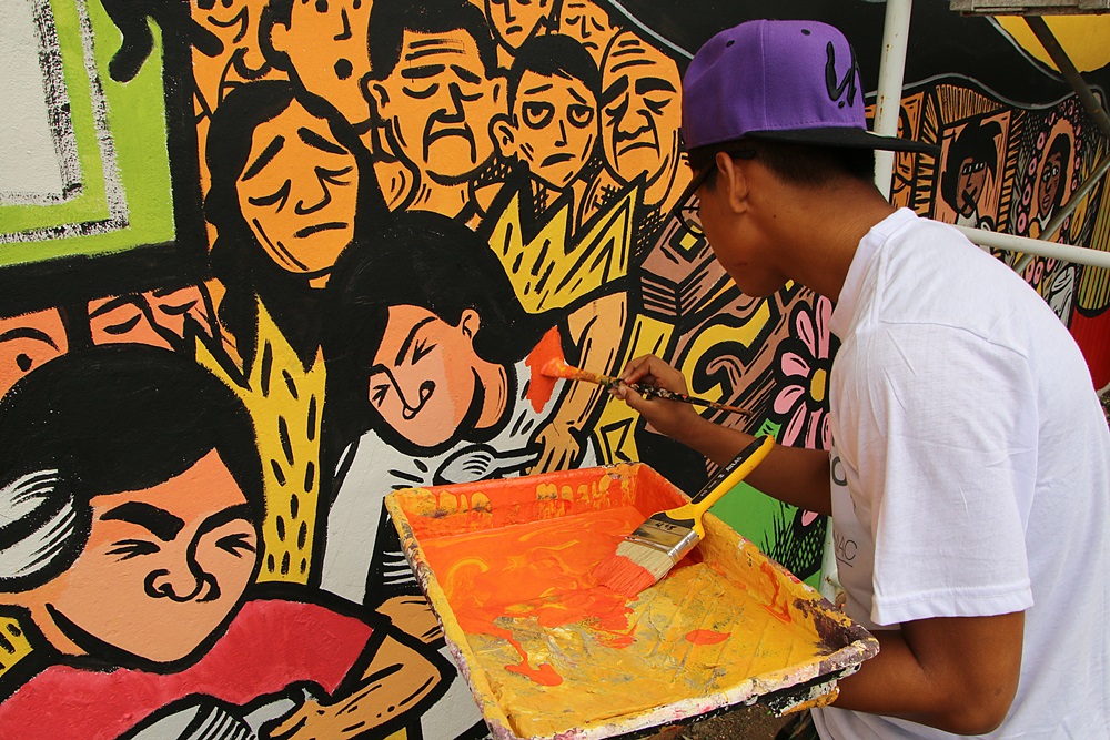 Estudiantes de Nuevo Chorrillo pintan memorias del 20