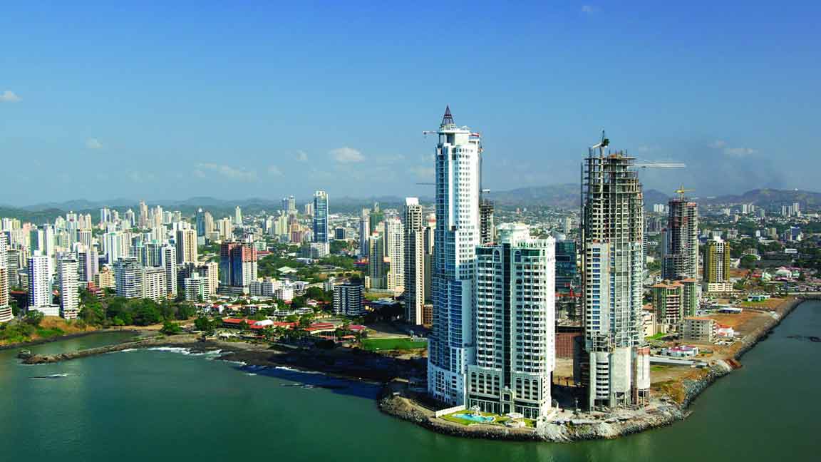 Panamá traza estrategia para salir de lista negra de la UE