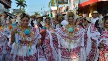 Panamá reafirma su folclore con el Desfile de las Mil Polleras